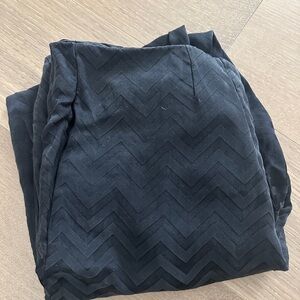 Equipment Femme Silk Chevron Trousers w/ Pockets – Size 6